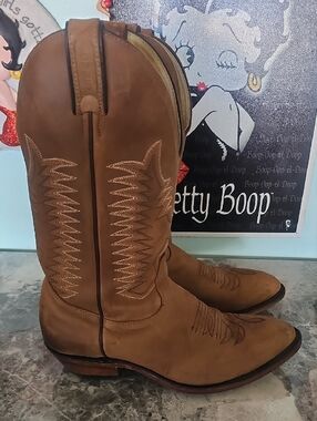 ​Boulet 1828 Men's Cowboy Boots Size 9D Handmade Canada Leather Western